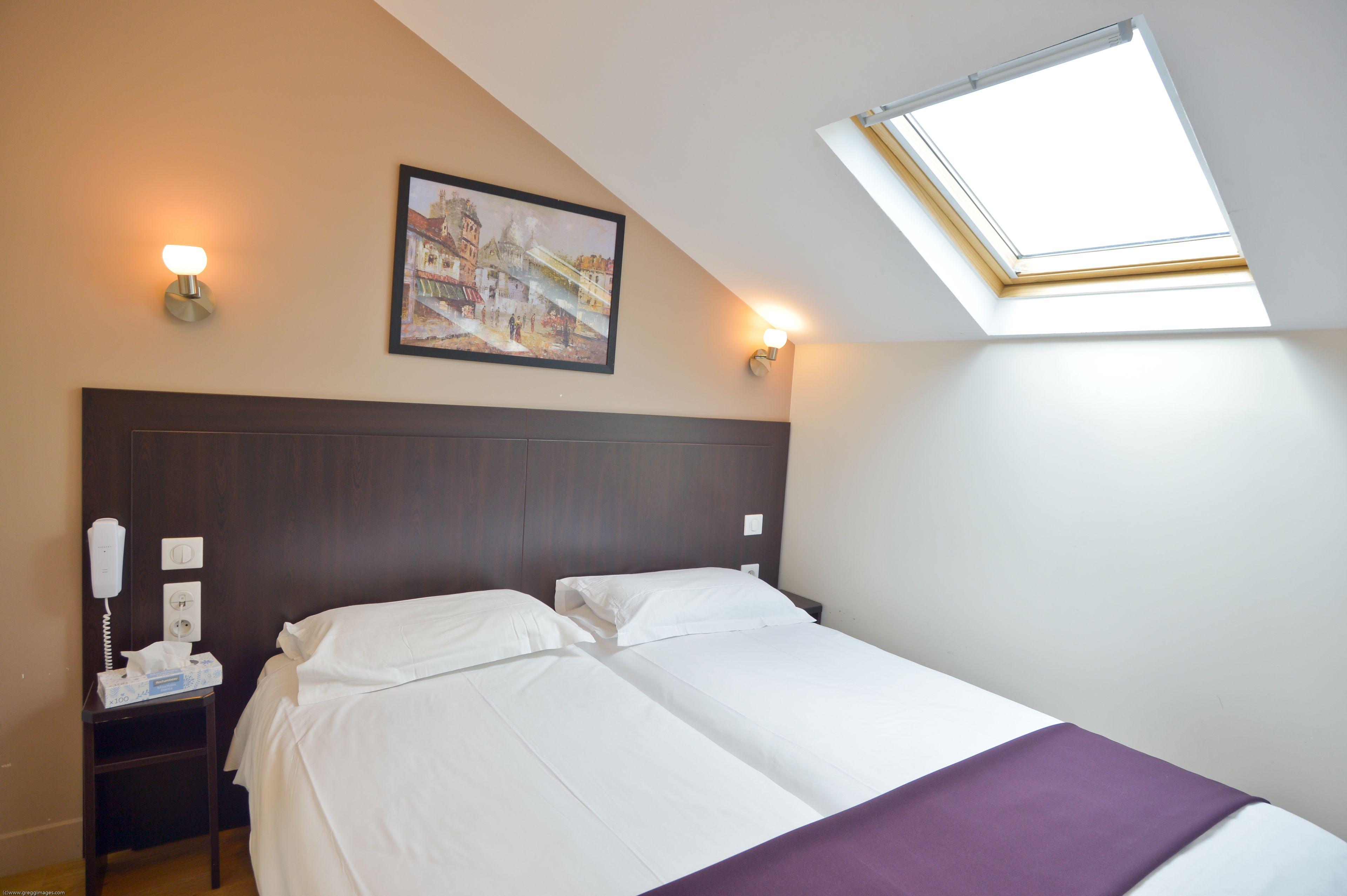 Du Quai De Seine Hotel 2*